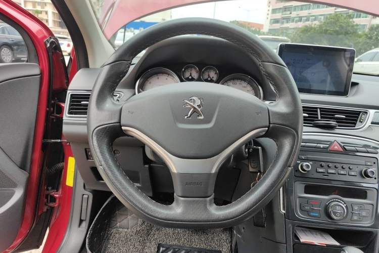 Used Peugeot 308 2014 Enjoyment Edition Classic 1.6L Automatic Fashion Model Steering Wheel