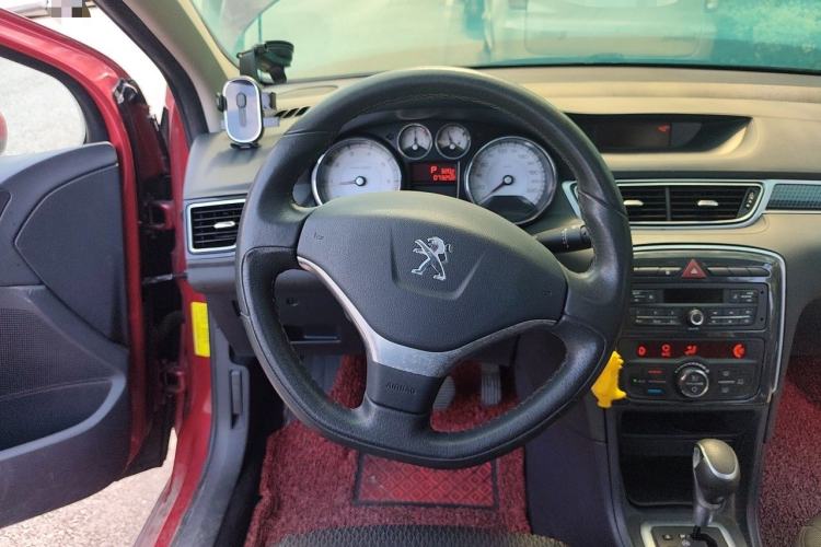 Used Peugeot 308 2014 Enjoyment Edition Classic 1.6L Automatic Fashion Model Steering Wheel