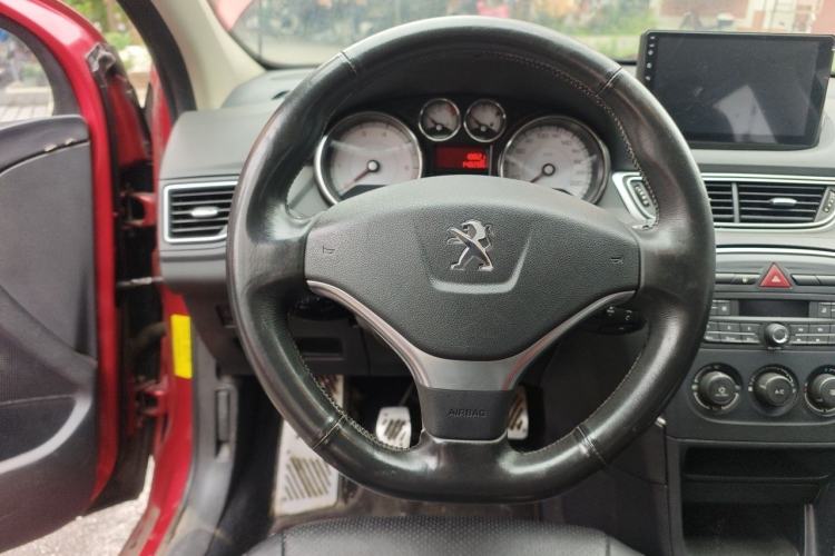 Used Peugeot 308 2014 Enjoy Edition Classic 1.6L Manual YouShang Model Steering Wheel
