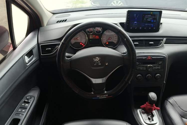 Used Peugeot 308 2014 Enjoy Edition Classic 1.6L Automatic Premium Model Steering Wheel