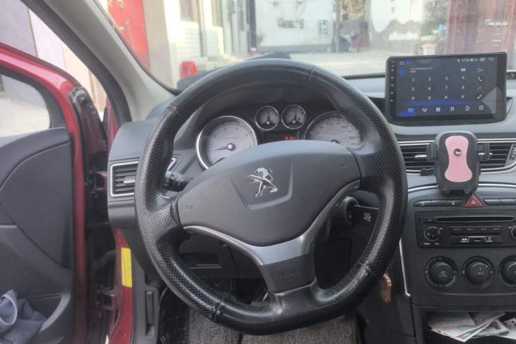 Used Peugeot 308 2014 Enjoy Edition Classic 1.6L Manual YouShang Model Steering Wheel