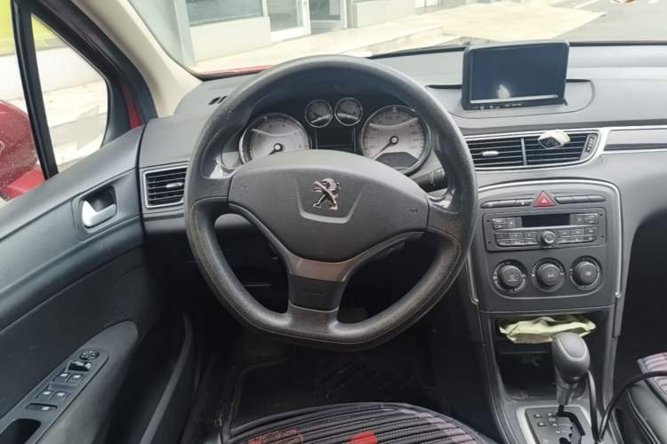 Used Peugeot 308 2014 Enjoy Edition Classic 1.6L Automatic Premium Model Steering Wheel