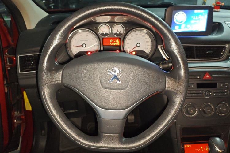 Used Peugeot 308 2014 Enjoy Edition Classic 1.6L Automatic Premium Model Steering Wheel