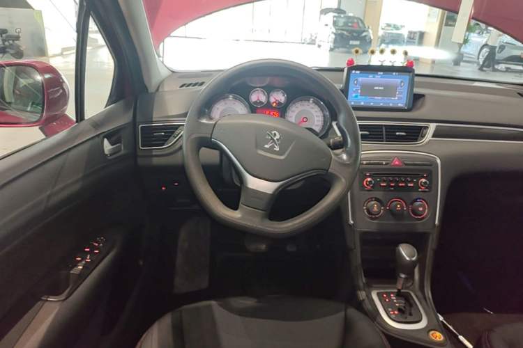 Used Peugeot 308 2014 Enjoy Edition Classic 1.6L Automatic Premium Model Steering Wheel