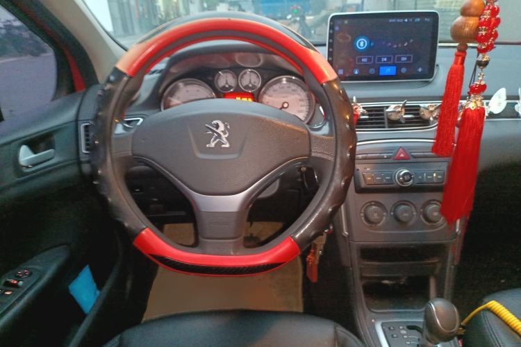 Used Peugeot 308 2014 Enjoy Edition Classic 1.6L Automatic Premium Model Steering Wheel