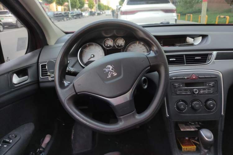 Used Peugeot 308 2014 Enjoy Edition Classic 1.6L Automatic Premium Model Steering Wheel
