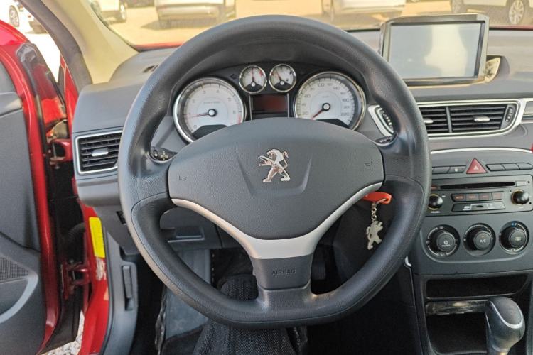 Used Peugeot 308 2014 Enjoy Edition Classic 1.6L Automatic Premium Model Steering Wheel
