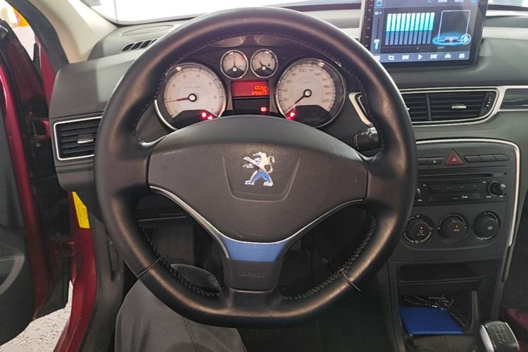 Used Peugeot 308 2014 Enjoy Edition Classic 1.6L Manual YouShang Model Steering Wheel