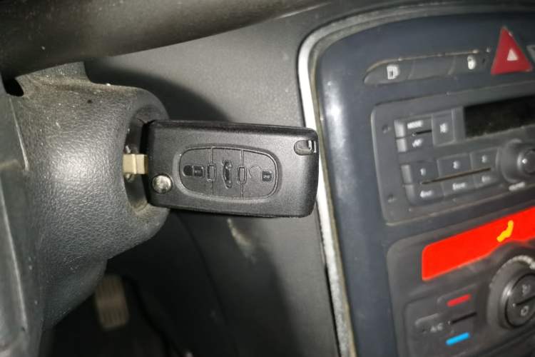 Used Peugeot 308 2014 Enjoy Edition Classic 1.6L Manual Fashion Model Vehicle Key