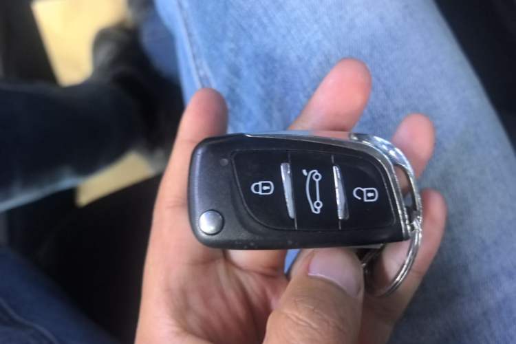 Used Peugeot 308 2014 Enjoyment Edition Classic 1.6L Automatic Fashion Model Vehicle Key