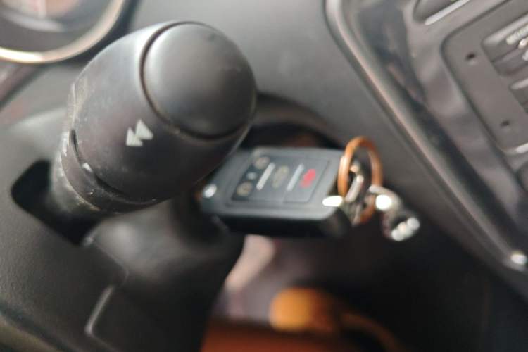Used Peugeot 308 2014 Enjoyment Edition Classic 1.6L Automatic Fashion Model Vehicle Key