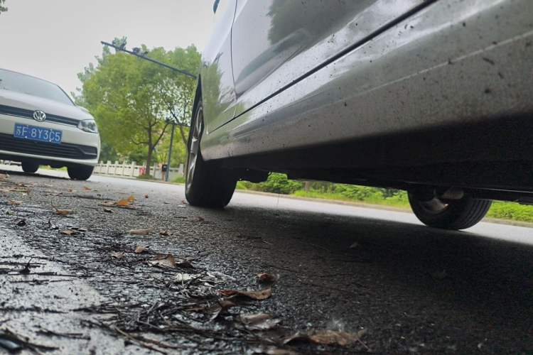 Used Peugeot 308 2014 Enjoy Edition Classic 1.6L Manual YouShang Model Chassis Front Right