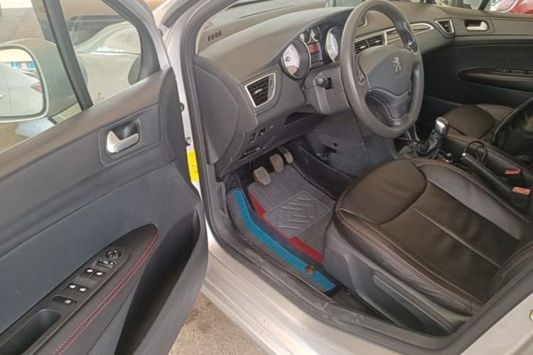 Used Peugeot 308 2014 Enjoy Edition Classic 1.6L Manual YouShang Model Driver Seat