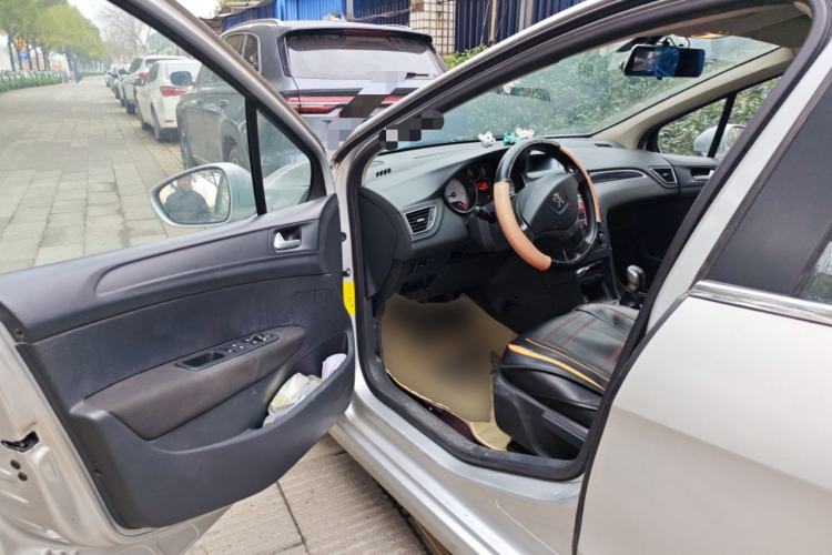 Used Peugeot 308 2014 Enjoy Edition Classic 1.6L Manual YouShang Model Driver Seat