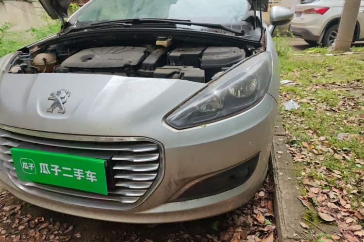 Used Peugeot 308 2014 Enjoy Edition Classic 1.6L Manual YouShang Model Engine Bay Left
