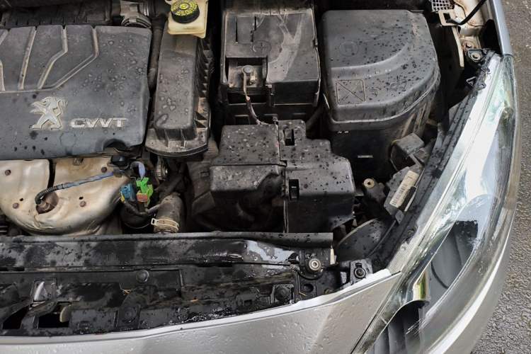 Used Peugeot 308 2014 Enjoy Edition Classic 1.6L Manual YouShang Model Engine Bay Left