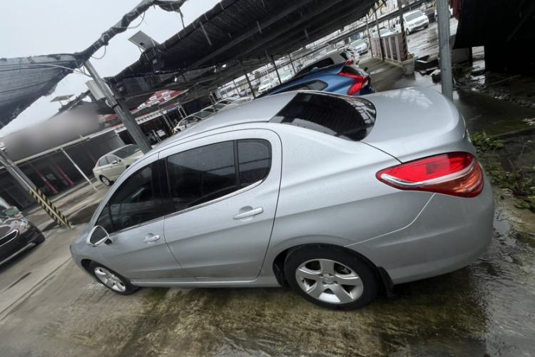 Used Peugeot 308 2014 Enjoy Edition Classic 1.6L Automatic Premium Model Exterior 2