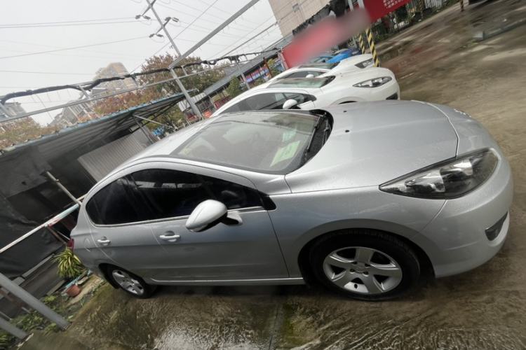 Used Peugeot 308 2014 Enjoy Edition Classic 1.6L Automatic Premium Model Exterior 5