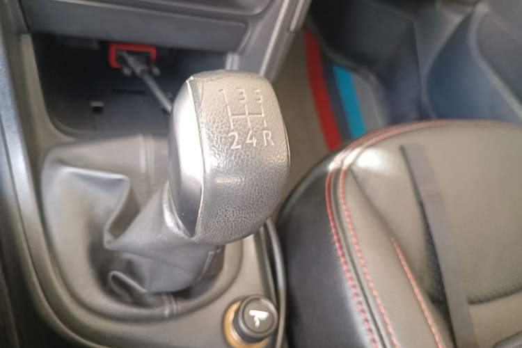 Used Peugeot 308 2014 Enjoy Edition Classic 1.6L Manual YouShang Model Gear Lever