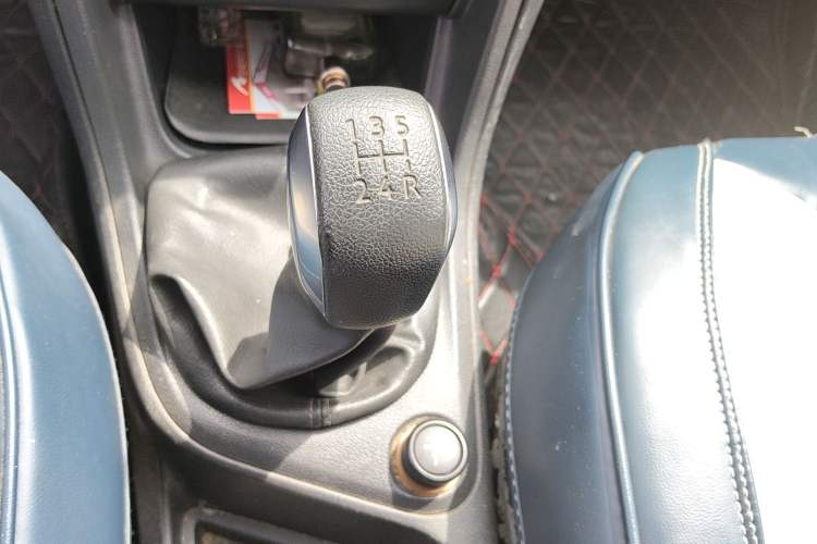 Used Peugeot 308 2014 Enjoy Edition Classic 1.6L Manual YouShang Model Gear Lever