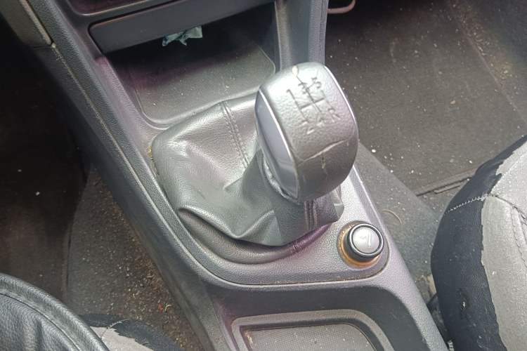 Used Peugeot 308 2014 Enjoy Edition Classic 1.6L Manual YouShang Model Gear Lever