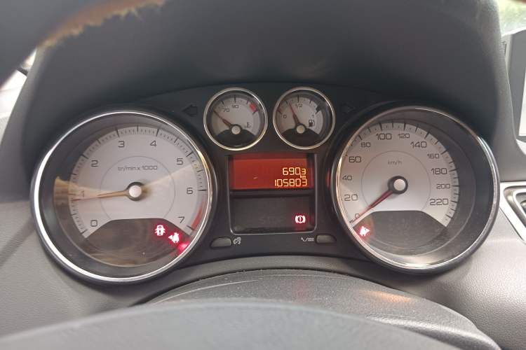 Used Peugeot 308 2014 Enjoy Edition Classic 1.6L Manual YouShang Model Instrument Cluster