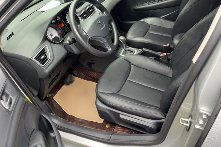 Used Peugeot 308 2014 Enjoy Edition Classic 1.6L Automatic Premium Model Interior 1