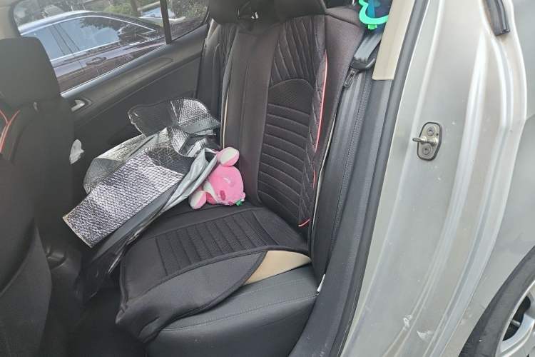Used Peugeot 308 2014 Enjoy Edition Classic 1.6L Manual YouShang Model Left Rear Seat