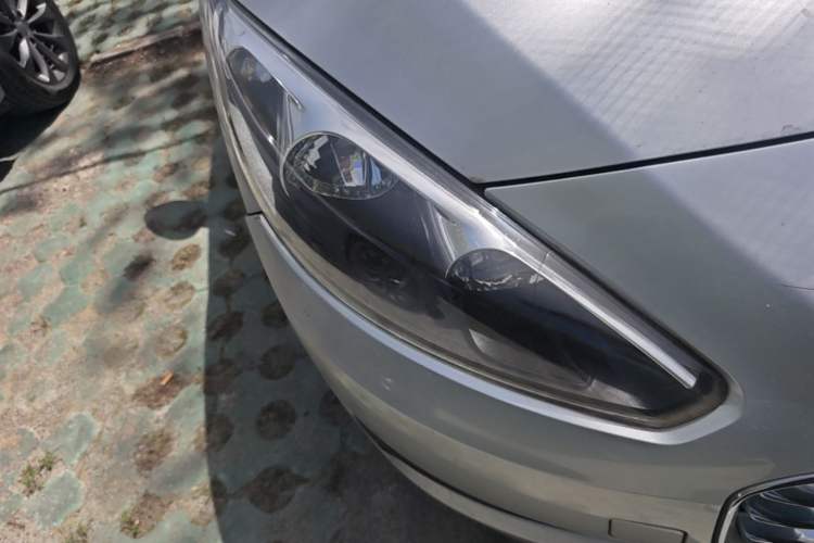 Used Peugeot 308 2014 Enjoy Edition Classic 1.6L Automatic Premium Model Right Front Headlight
