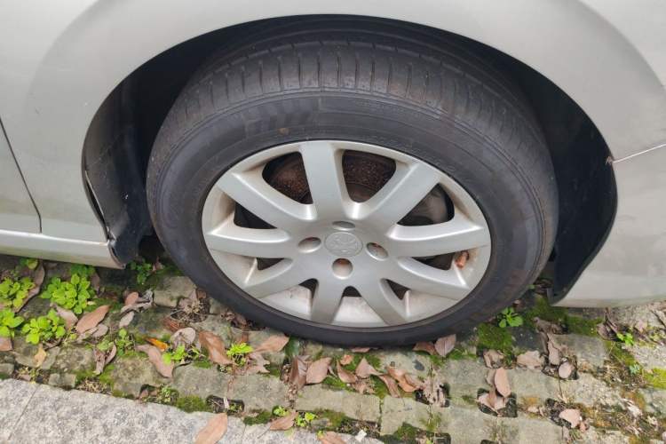 Used Peugeot 308 2014 Enjoy Edition Classic 1.6L Automatic Premium Model Right Front Wheel Hub
