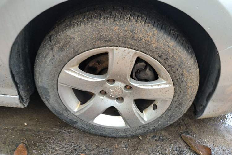 Used Peugeot 308 2014 Enjoy Edition Classic 1.6L Manual YouShang Model Right Front Wheel Hub