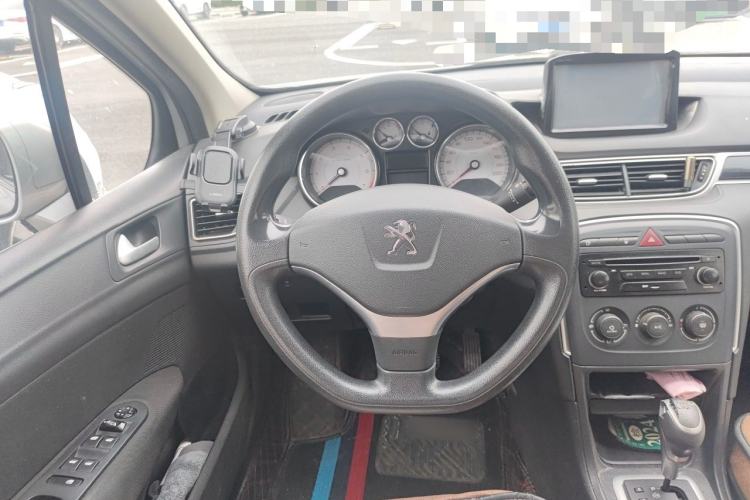 Used Peugeot 308 2014 Enjoy Edition Classic 1.6L Automatic Premium Model Steering Wheel