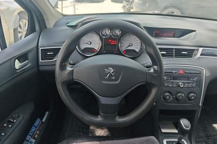 Used Peugeot 308 2014 Enjoy Edition Classic 1.6L Automatic Premium Model Steering Wheel