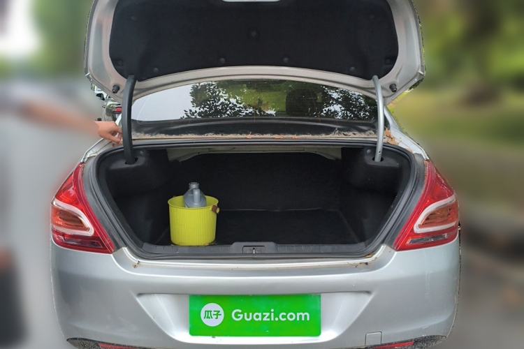 Used Peugeot 308 2014 Enjoy Edition Classic 1.6L Manual YouShang Model Trunk