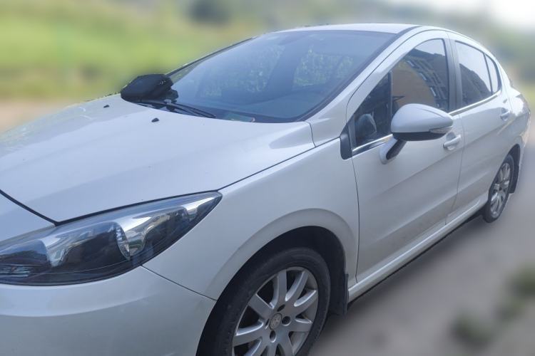 Used Peugeot 308 2014 Enjoy Edition Classic 1.6L Automatic Premium Model Guazi used car, China used car export, Used car for sale, Used  cars, Cheapest cars for sale