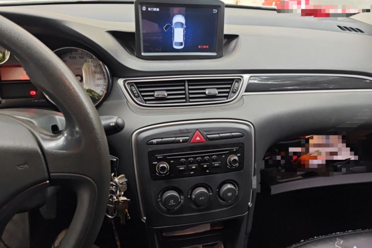 Used Peugeot 308 2014 Enjoy Edition Classic 1.6L Manual YouShang Model Audio And AC Panel