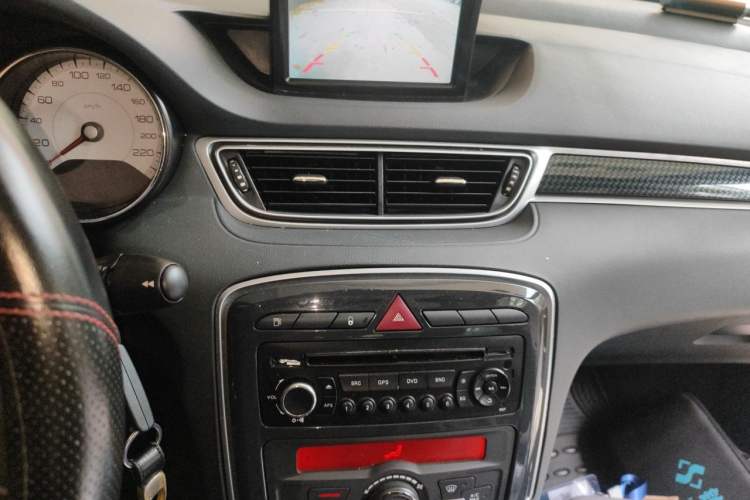 Used Peugeot 308 2014 Enjoy Edition Classic 1.6L Automatic Premium Model Audio And AC Panel