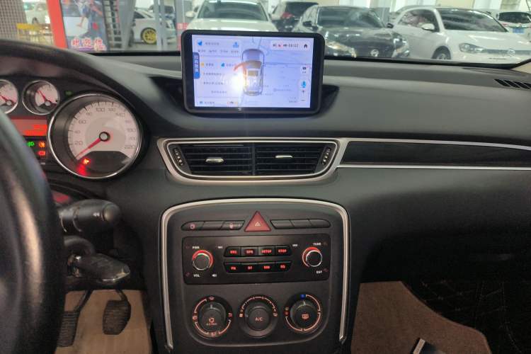 Used Peugeot 308 2014 Enjoy Edition Classic 1.6L Manual YouShang Model Audio And AC Panel