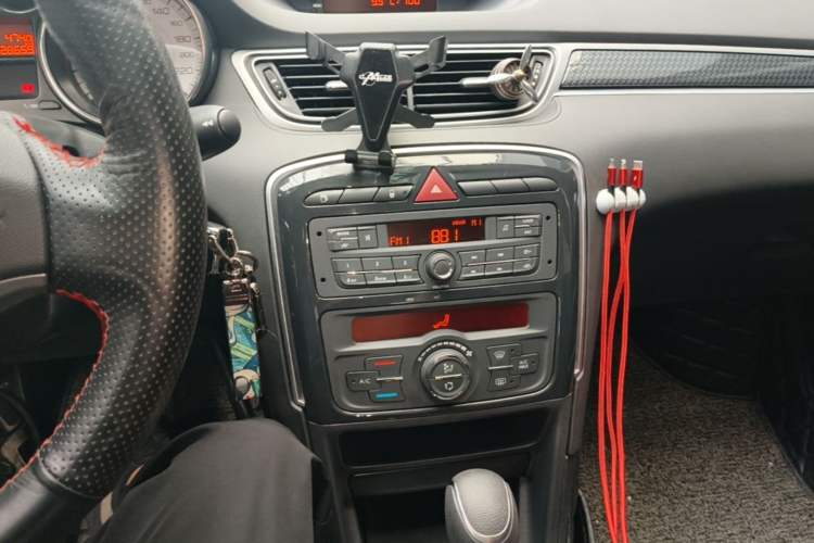 Used Peugeot 308 2014 Enjoyment Edition Classic 1.6L Automatic Fashion Model Audio And AC Panel