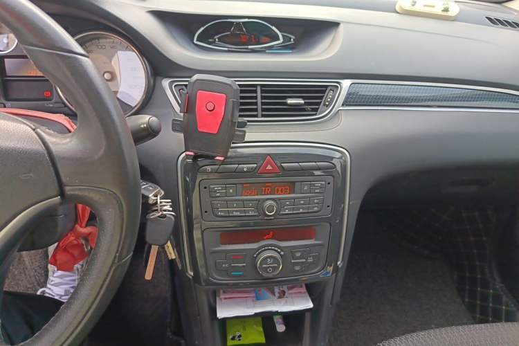 Used Peugeot 308 2014 Enjoy Edition Classic 1.6L Manual Fashion Model Audio And AC Panel