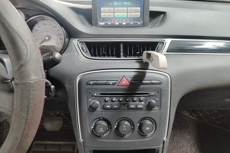 Used Peugeot 308 2014 Enjoy Edition Classic 1.6L Automatic Premium Model Audio And AC Panel