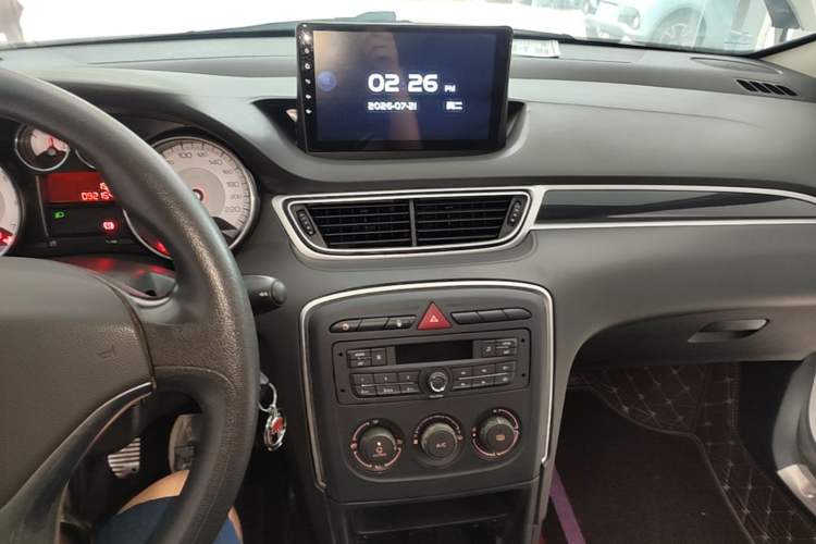 Used Peugeot 308 2014 Enjoy Edition Classic 1.6L Manual YouShang Model Audio And AC Panel