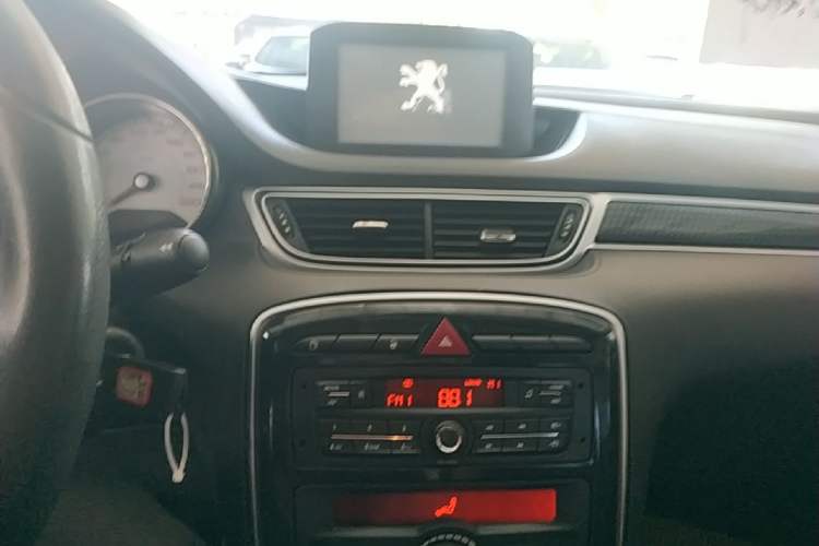 Used Peugeot 308 2014 Enjoyment Edition Classic 1.6L Automatic Fashion Model Audio And AC Panel