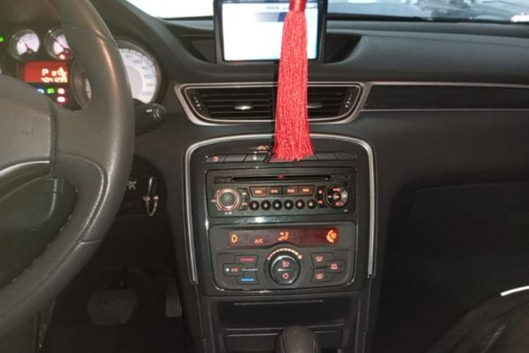 Used Peugeot 308 2014 Enjoyment Edition Classic 1.6L Automatic Fashion Model Audio And AC Panel