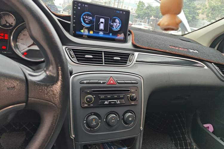 Used Peugeot 308 2014 Enjoy Edition Classic 1.6L Automatic Premium Model Audio And AC Panel