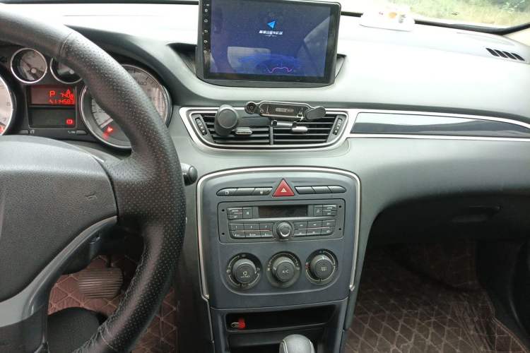 Used Peugeot 308 2014 Enjoy Edition Classic 1.6L Automatic Premium Model Audio And AC Panel