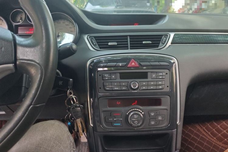 Used Peugeot 308 2014 Enjoy Edition Classic 1.6L Manual Fashion Model Audio And AC Panel