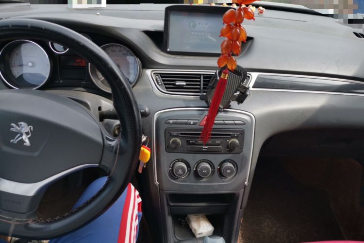 Used Peugeot 308 2014 Enjoy Edition Classic 1.6L Manual YouShang Model Audio And AC Panel