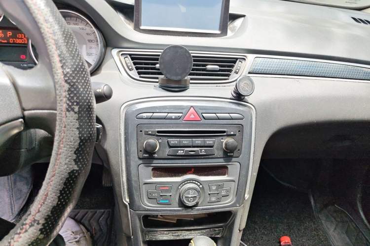 Used Peugeot 308 2014 Enjoyment Edition Classic 1.6L Automatic Fashion Model Audio And AC Panel