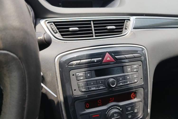 Used Peugeot 308 2014 Enjoyment Edition Classic 1.6L Automatic Fashion Model Audio And AC Panel